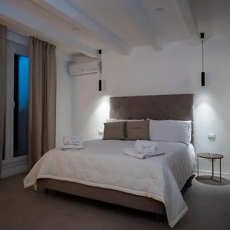 Santateresa19 & * Palermo